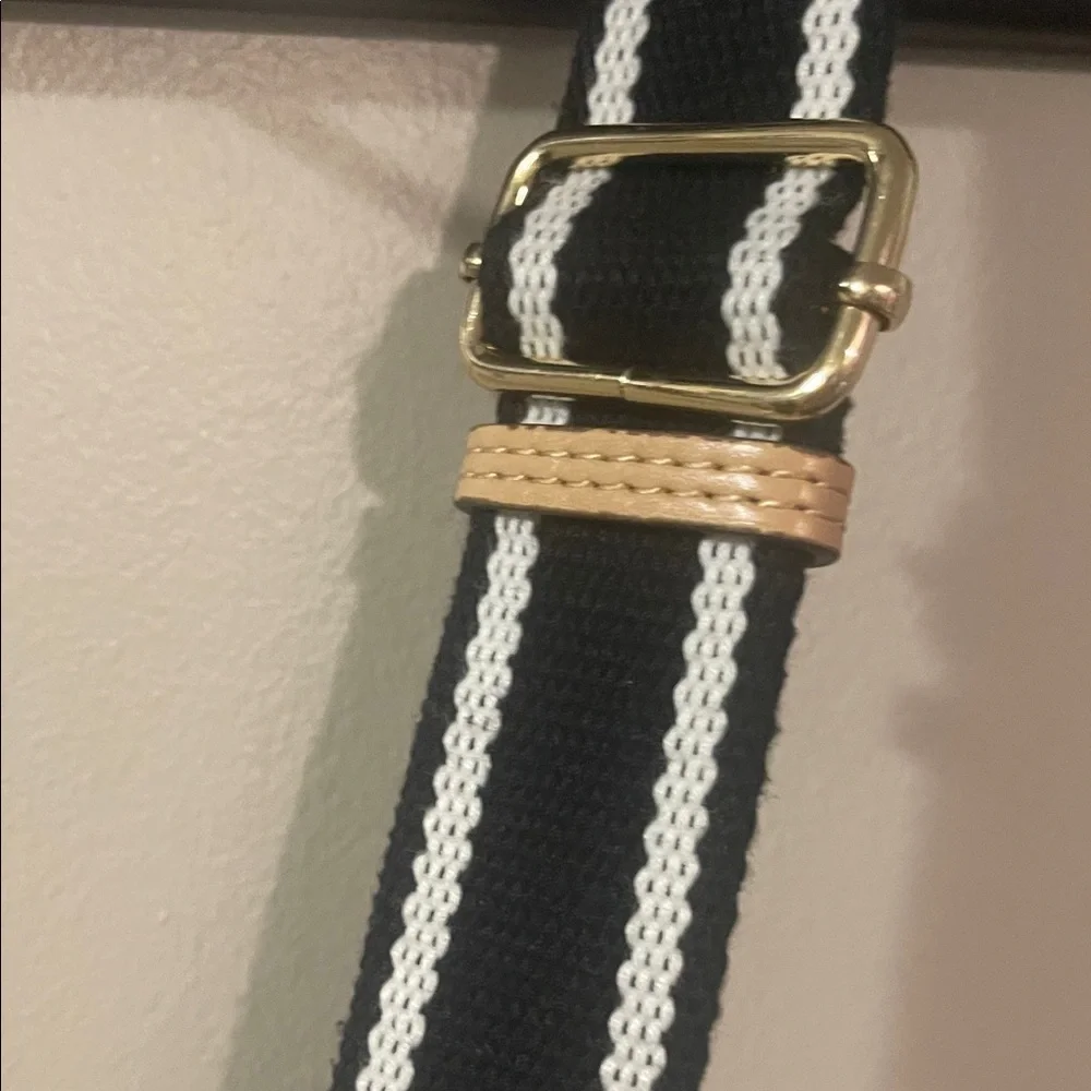 Ann Klein Black Quilted Tote Bag with Tan Accents - Picture 6 of 12